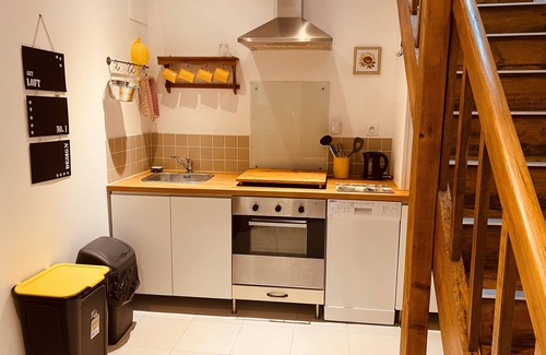 Ruffec Cottage | Cosy French cottage with access to peaceful gardens -10 mins walk to town centre
