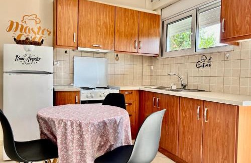 Chalcis Apartment | Cosy garden studio near the sea of Chalkis