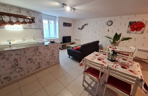 Choloy-Menillot Cottage | Cosy Getaway for 2: Electric Car Charging, Near Toul, Lorraine Regional Park