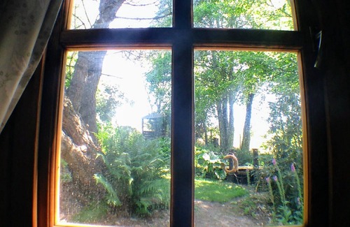 Saltash Cabin | Cosy Glamping at The Greenhouse Spa Retreat