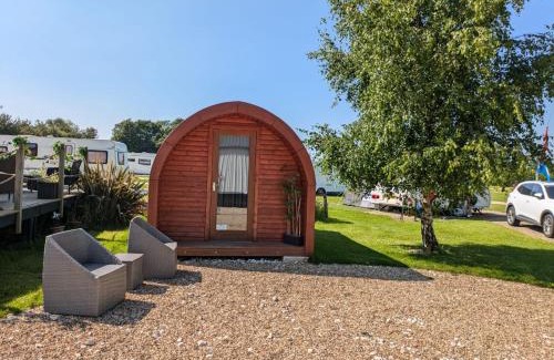 Haggerston Other | Cosy Glamping Pod