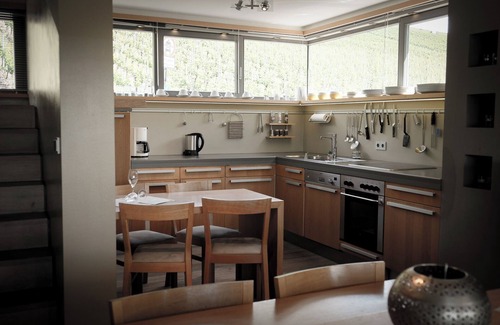 Grombuhl House | Cosy Guest House in the "Weingut am Stein" with Terrace and View of the Vineyards