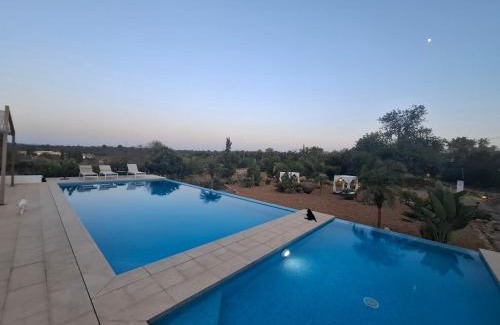 Tunes House | Cosy Guest House - Villa das Alfarrobas