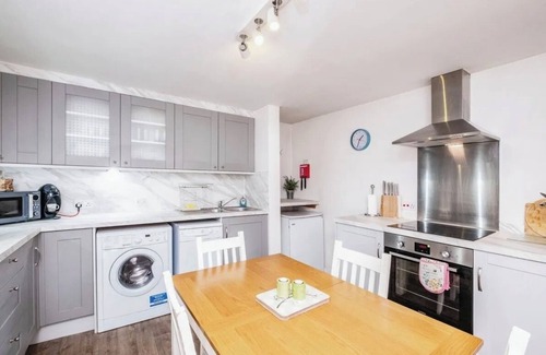 East Lewiston Cottage | Cosy Highland Cottage Stay
