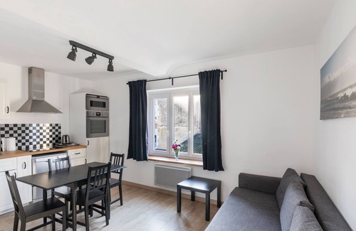 Port-en-Bessin-Huppain House | Cosy holiday home in Port-en-Bessin-Huppain