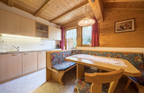 San Leonardo in Passiria Apartment | Cosy Holiday Apartment "Haus Hubertus - 6" with Mountain View & Wi-Fi