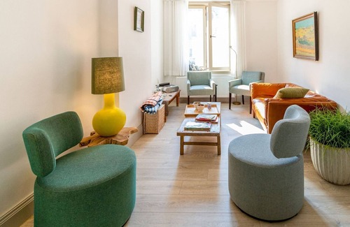 Vogelzang House | Cosy Holiday Home in Oostende with Terrace
