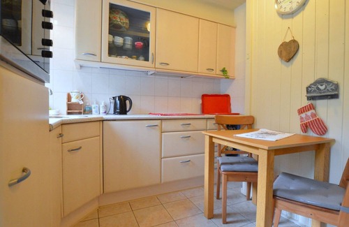 Maarheeze House | Cosy Holiday Home in Maarheeze with Verandah