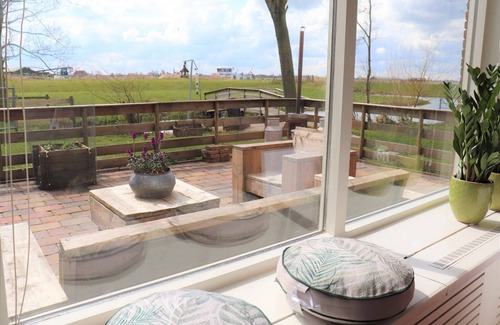 Suwald House | Cosy Holiday Home in Suwald with Hot Tub