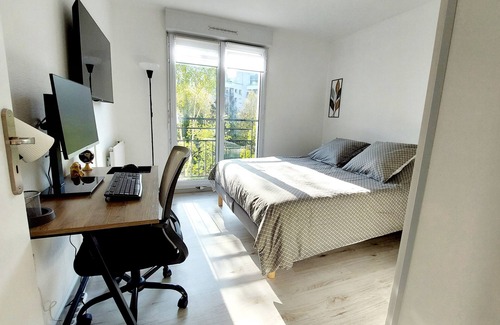 Cergy Apartment | Cosy Home 2, Cergy Le Haut, 30 minutes from Paris