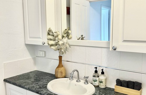 North Bendigo House | Cosy Home Away From Home