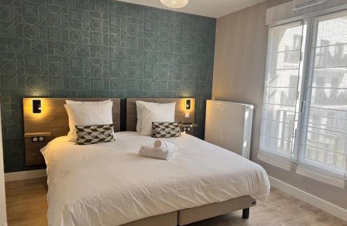 Chessy Apartment | COSY HOME By Dream Apartments