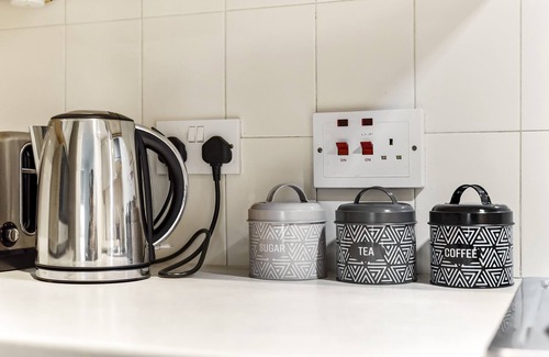 Island Gardens Apartment | Cosy Home in Canary Wharf