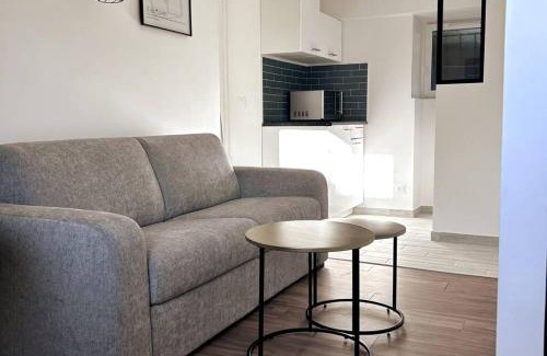 Louvres Apartment | Cosy home proche de Roissy CDG PARIS, Parc Astérix I Aéroville I Parc des Expo I Villepinte