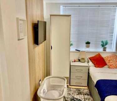 Waddon House | Cosy Home STUDIO