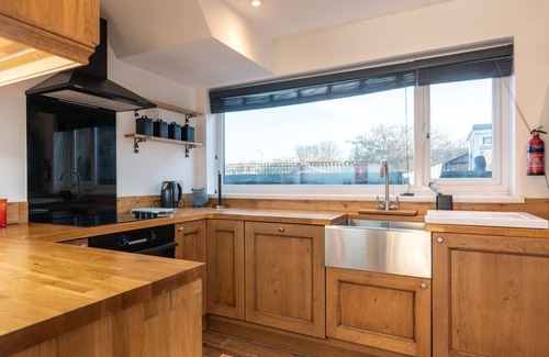 Penarth House | Cosy home with easy access to Cardiff city centre