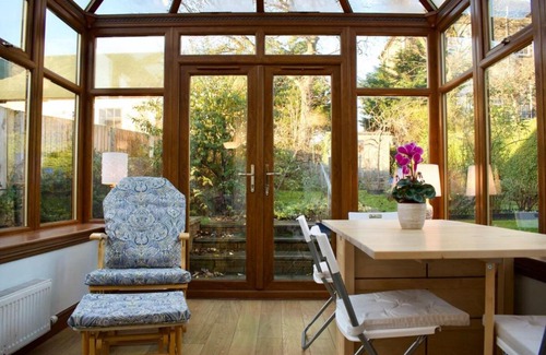 Restalrig House | Cosy Home with Views of Arthur's Seat