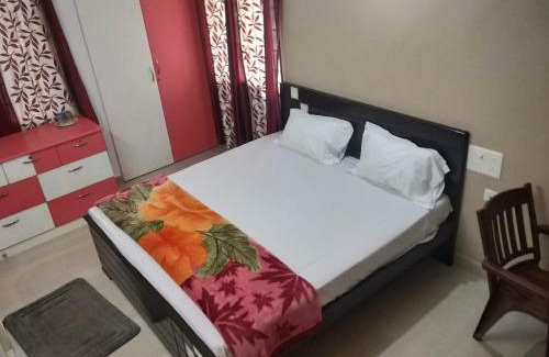 Chennai House | Cosy Homestay Behind Airport, close to DLF & RMZ IT park, MIOT and SRM Hospitals, Trade Center
