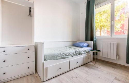 Roubaix House | Cosy house 5 rooms 5 Bathrooms close commodities