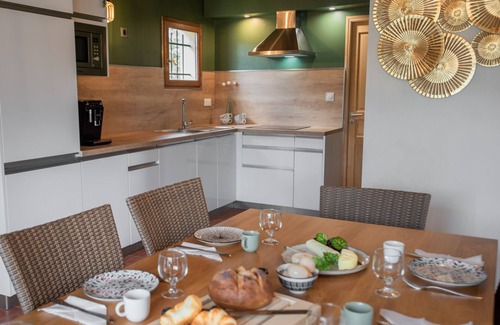Lacapelle-Marival House | Cosy house on holiday park with swimming pool