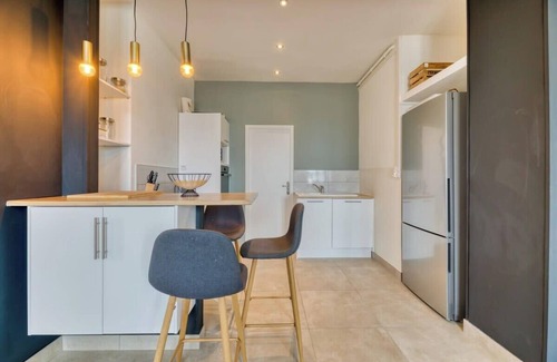Quartier Grammont Apartment | Cosy Jungle : Un magnifique F5