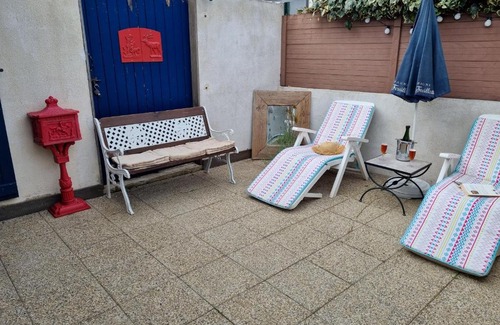 Bormes-Les-Mimosas Apartment | Cosy kaz
