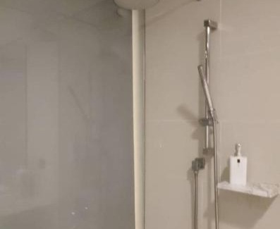 Taman Melaka Raya Apartment | Cosy King The Straits Suite 705 by Elefen Homestay