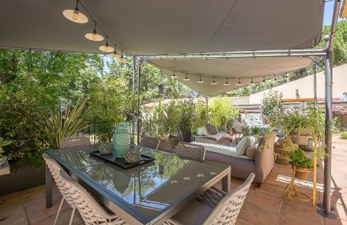 Grand Sud Apartment | Cosy Loft tarif avec 1 ou 2 chambres 2 ou 4 personnes, vue parc et piscine