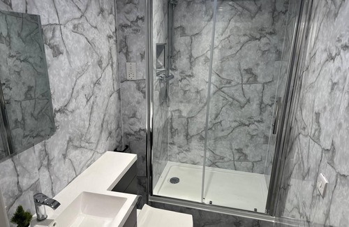 Long Eaton Apartment | Cosy Long Eaton Flat: Perfect for All Stays