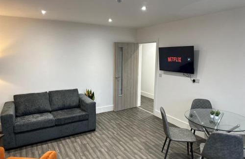 Long Eaton Apartment | Cosy Long Eaton Flat Perfect for All Stays