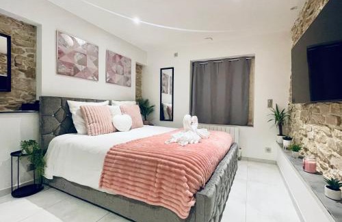 Saint-Alban-de-Roche Apartment | Cosy Love