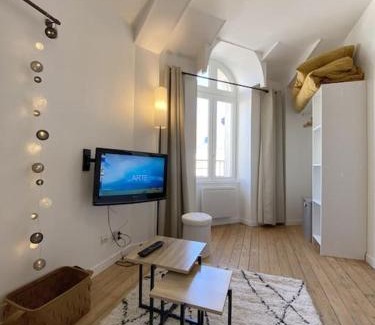 Vierzon Apartment | Cosy Mac Nab