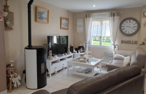 La Riviere-Saint-Sauveur House | Cosy maison Honfleur 2 chambres parking jardin et jacuzzi
