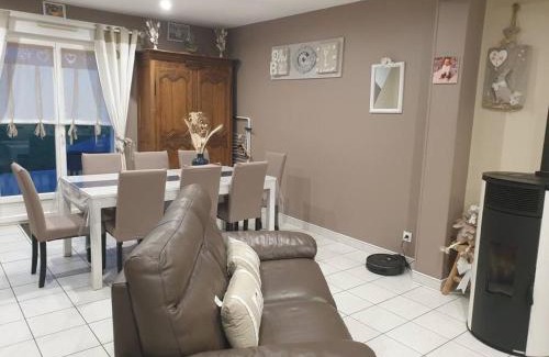 La Riviere-Saint-Sauveur House | Cosy maison Honfleur 2 chambres parking jardin et jacuzzi