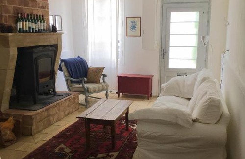Gontaud House | Cosy Medieval Village House Monségur