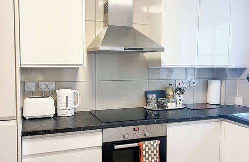 Holloway Apartment | Cosy & Modern Flat In Islington- 15 Minutes walk from Emirates Stadium