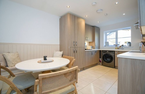 Cockermouth House | Cosy modern house Lake District retreat, 10 minute walk into Cockermouth Town!