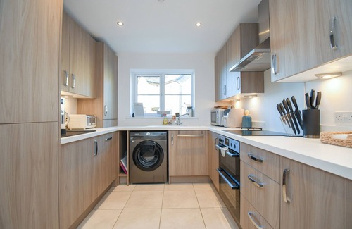 Cockermouth House | Cosy modern house Lake District retreat, 10 minute walk into Cockermouth Town!