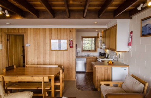 Hotham Heights House | Cosy Mount Hotham Retreat