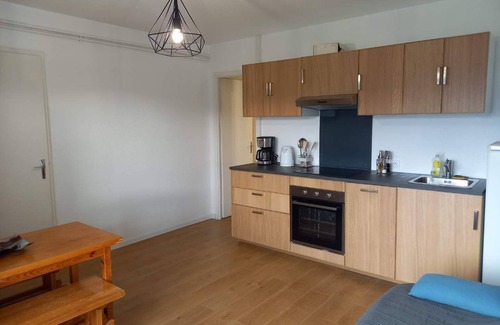 Les Angles Apartment | Cosy Mountain T2 Cabin - Lake View