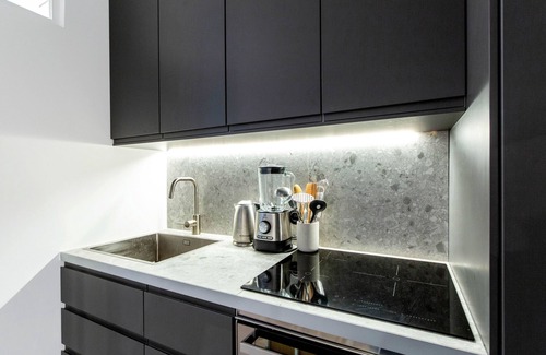 Croulebarbe Apartment | Cosy Nest Near Jardin des Plantes, by Veeve