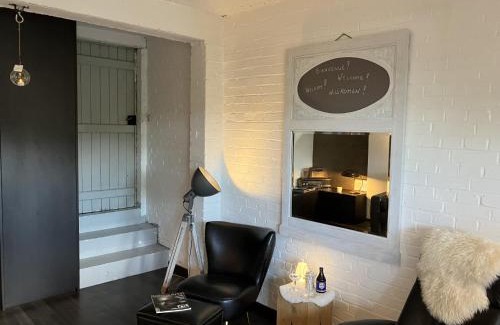 Liege Apartment | Cosy Nest - Studio de luxe avec canapé-lit, terrasse et parking privé