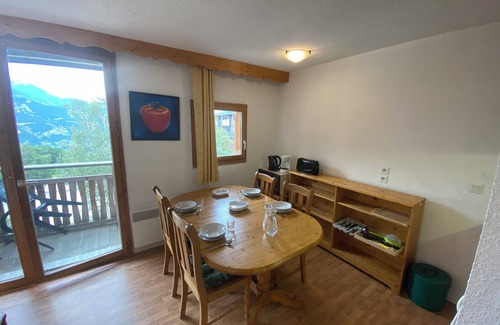 Villarodin-Bourget Apartment | Cosy nest with superb view of the Vanoise Park, 100m from the slopes.