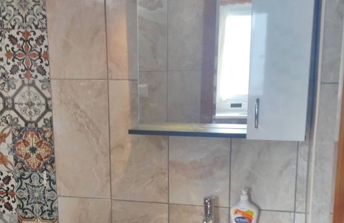 Turgutreis City Center House | COSY NEW APARTMENT AT THE CENTER OF TURGUTREIS - TWO ROOMS - GREEN GARDEN