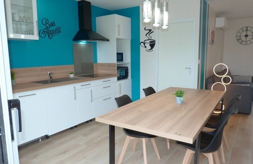 Saint-Pardoux Villa | Cosy new house near lake, beach and village, TV, WIFI, parking.