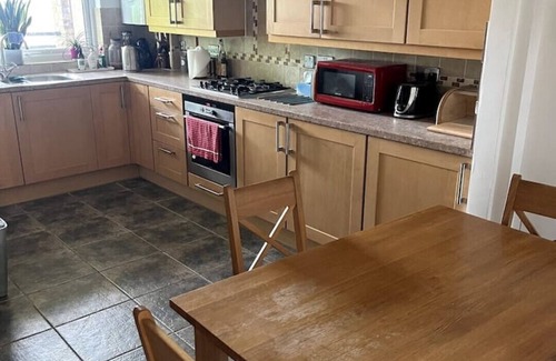 Wandsworth Apartment | Cosy newly refurbished maisonette apartment