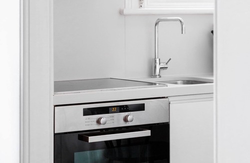 Glebe Apartment | Cosy Nook In Inner-city Victorian Mansion