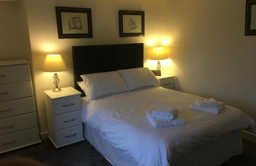 Ellon Apartment | Cosy One Bedroom Apartment - Ellon Town Centre
