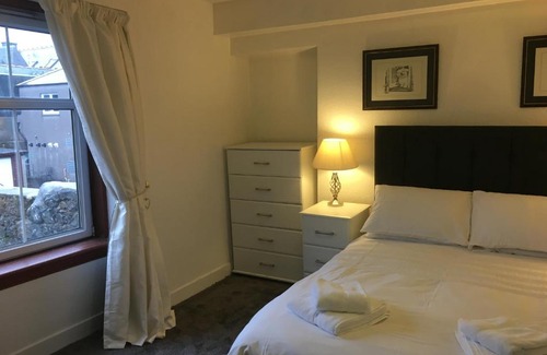 Ellon Apartment | Cosy One Bedroom Apartment - Ellon Town Centre