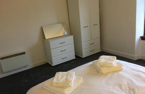 Ellon Apartment | Cosy One Bedroom Apartment - Ellon Town Centre